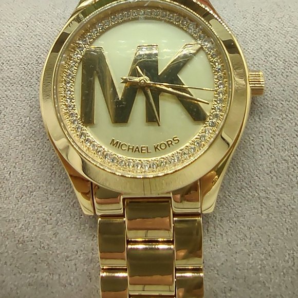 NWOT .🌷 Michael Kors Mini Slim Runway Watch - NEW Battery - Picture 5 of 8